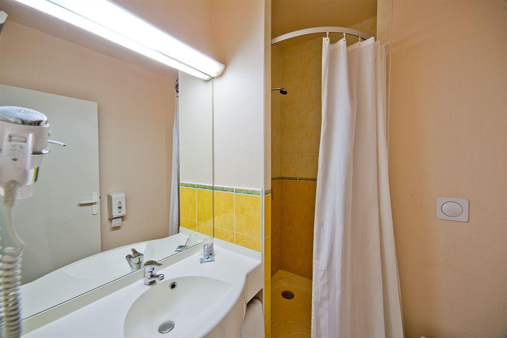 Ace Hotel Clermont Ferrand La Pardieu Kültér fotó