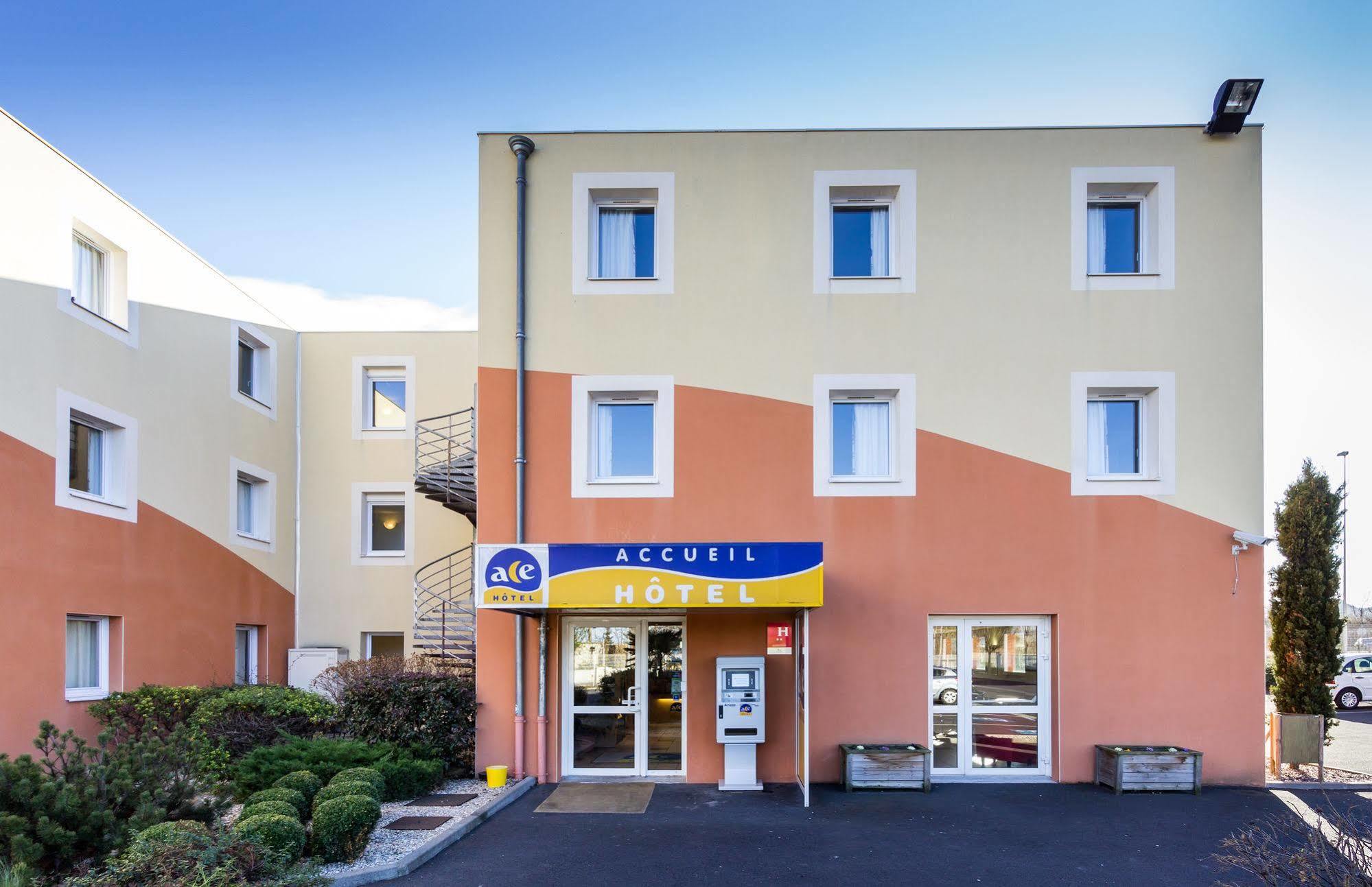 Ace Hotel Clermont Ferrand La Pardieu Kültér fotó